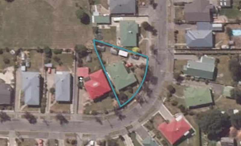 8 Arrow Crescent, Holmes Hill, Oamaru - Carousel 1