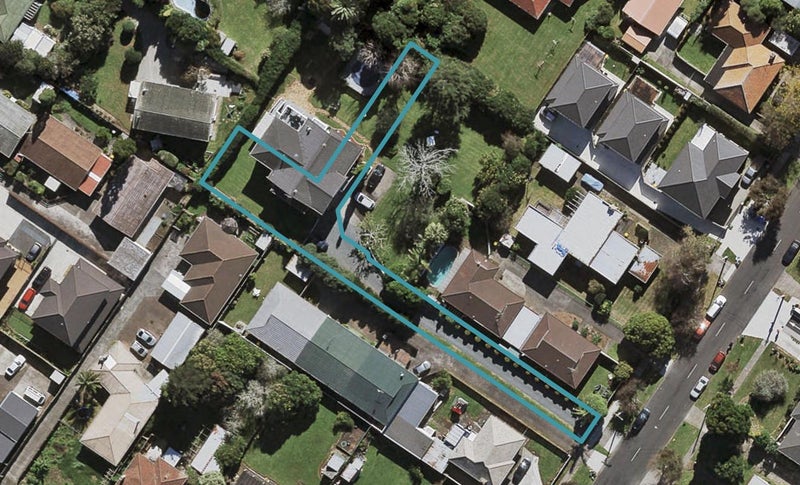 1 Kakaho Way, Papatoetoe, Auckland - Carousel 1