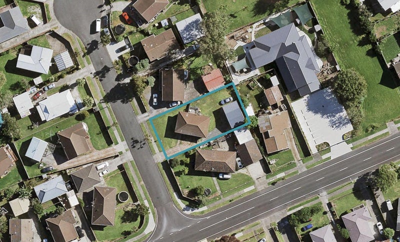 3 Balwyn Place, Clendon Park, Auckland - Carousel 1