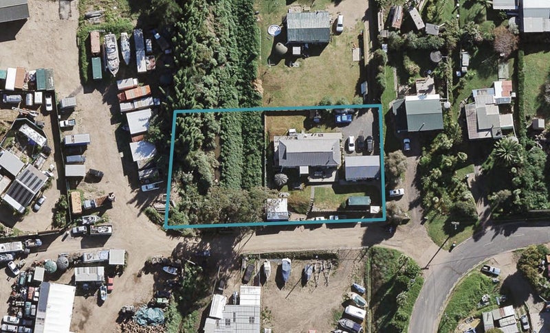 48C Erua Road, Ostend, Waiheke Island - Carousel 1