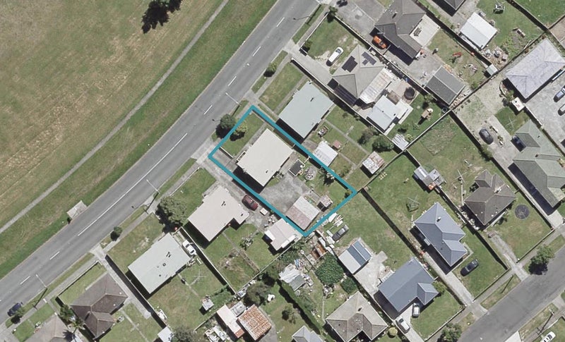 1242 Taita Drive, Taita, Lower Hutt - Carousel 1