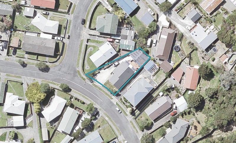 7 Matariki Grove, Wainuiomata, Lower Hutt - Carousel 1