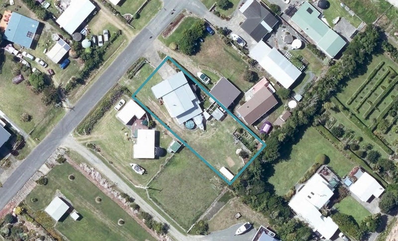 135 FORTESCUE ST, MAHIA - Carousel 1