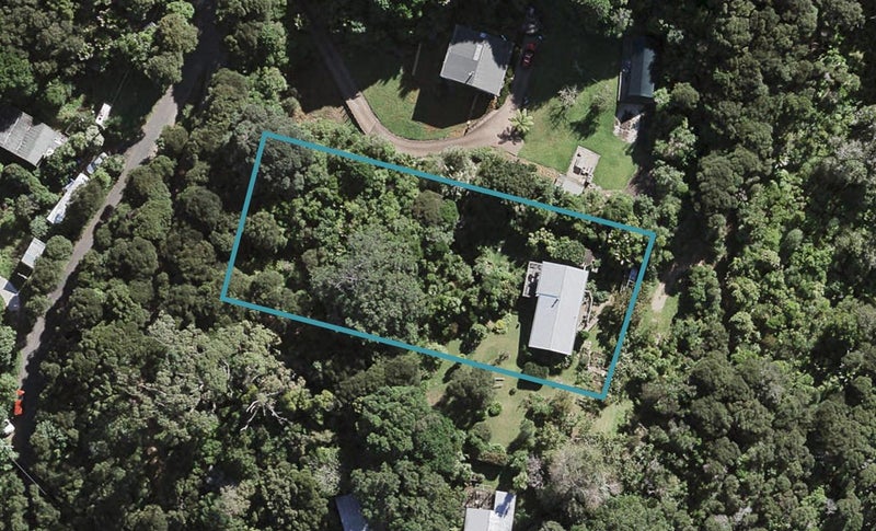 64 Fairview Crescent, Omiha, Waiheke Island - Carousel 1