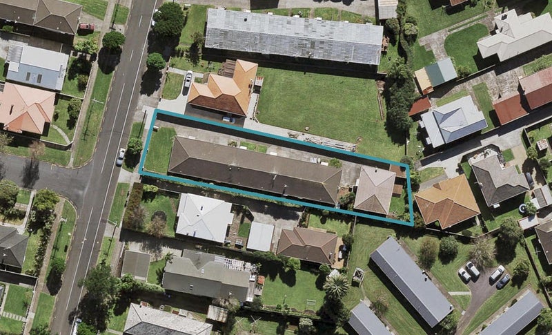 1/93 Symonds Street, Onehunga, Auckland - Carousel 1