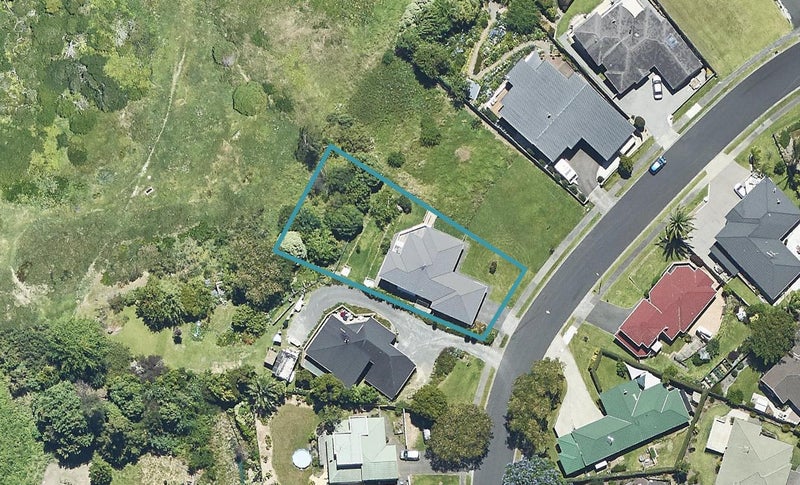 75 Sapphire Drive, Hairini, Tauranga - Carousel 1