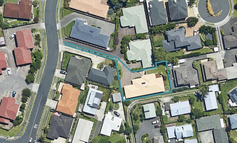 4A Tekoah Place, Judea, Tauranga - Carousel 1