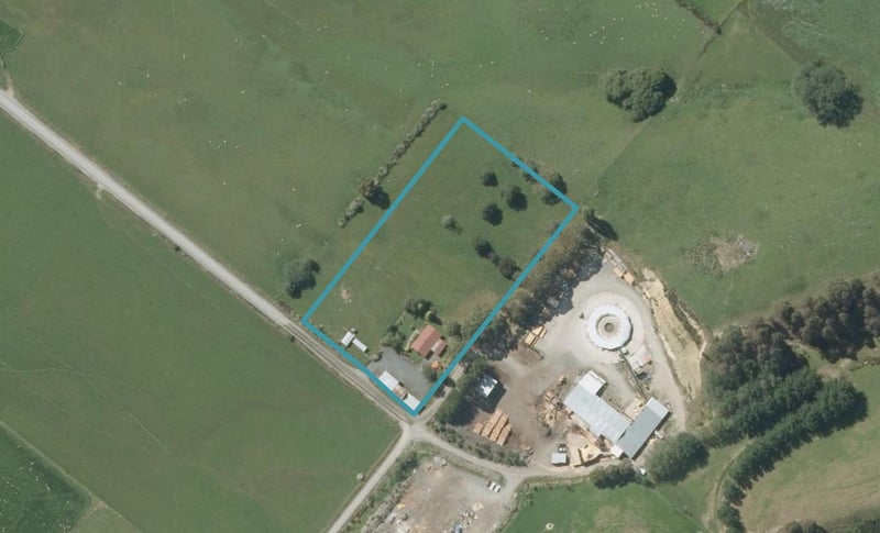 210 Springfield Road, Milton - Carousel 1