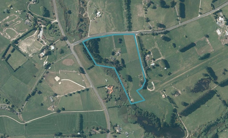 24 Link Road, Taupo - Carousel 1