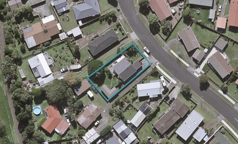 9 Lantana Avenue, Bell Block, New Plymouth - Carousel 1