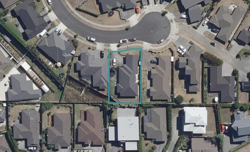 16 Ashwick Terrace, Huntington, Hamilton - Carousel 1