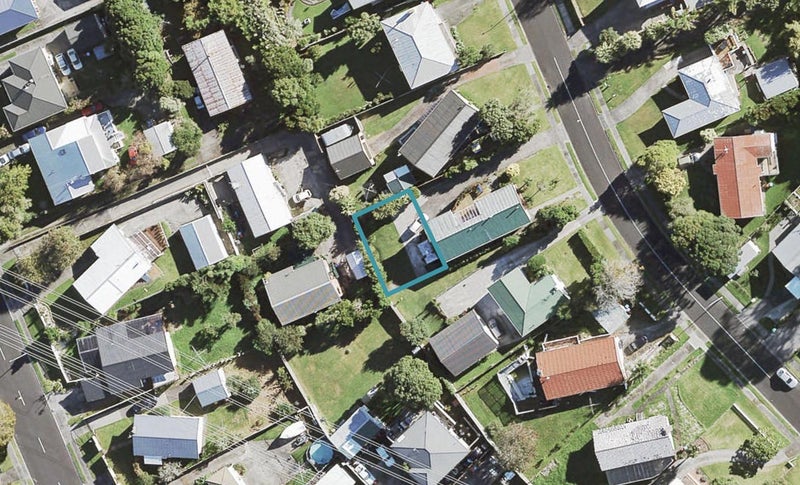 24A Caronia Crescent, Lynfield, Auckland - Carousel 1