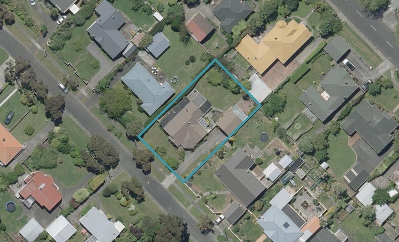 8 Taranaki Street, Saint Johns Hill, Whanganui - Carousel 1