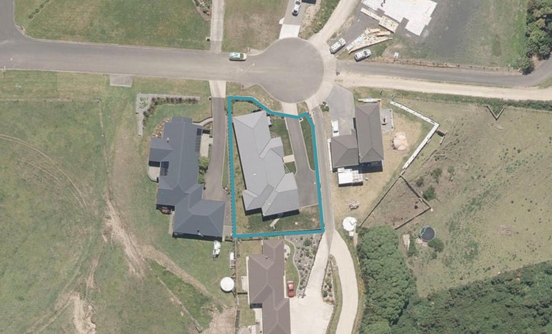 42 Cracroft Drive, Putiki, Whanganui - Carousel 1