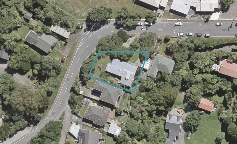 110 Korokoro Road, Korokoro, Lower Hutt - Carousel 1