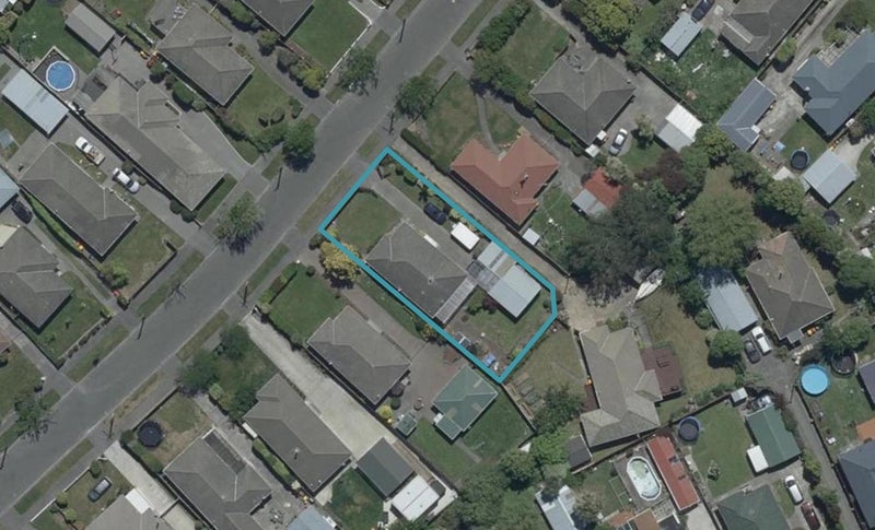 11 Liverton Crescent, Bishopdale, Christchurch - Carousel 1