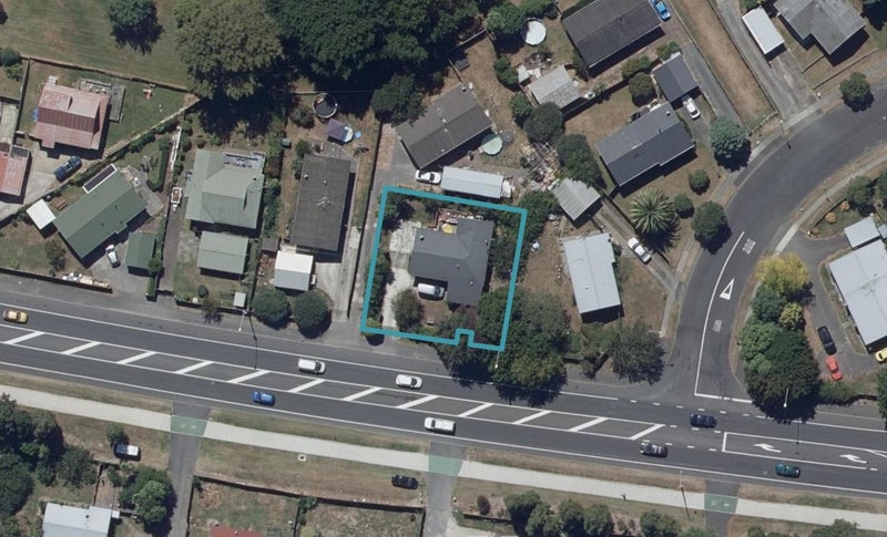 64 Kahikatea Drive, Melville, Hamilton - Carousel 1