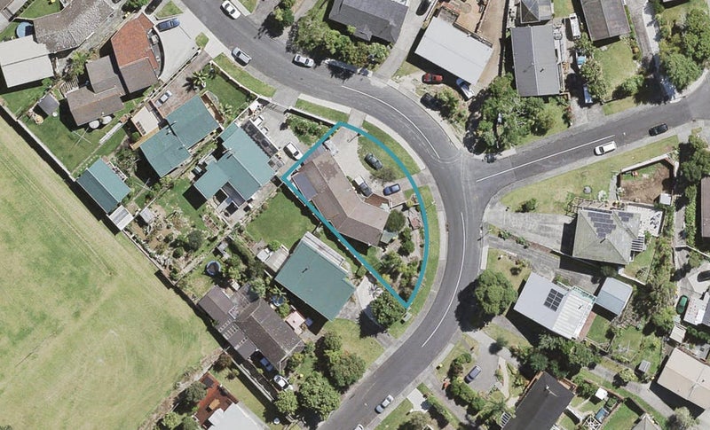44 Spence Road, Henderson, Auckland - Carousel 1