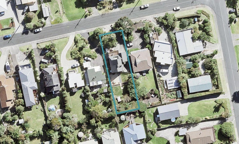 45 Surf Road, Stanmore Bay, Whangaparaoa - Carousel 1