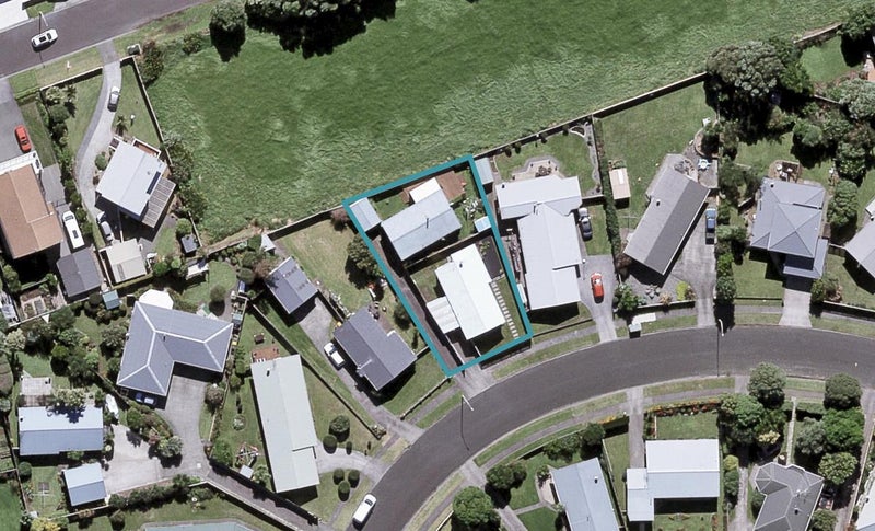 14 Meade Place, Bell Block, New Plymouth - Carousel 1