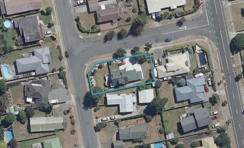3 Ronald Court, Pukete, Hamilton - Carousel 1