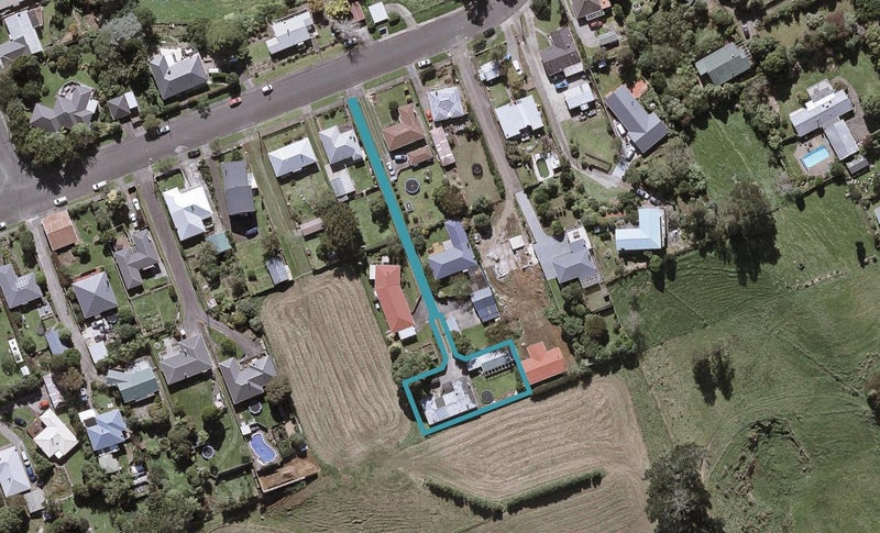 14B Cowling Road, Hurdon, New Plymouth - Carousel 1