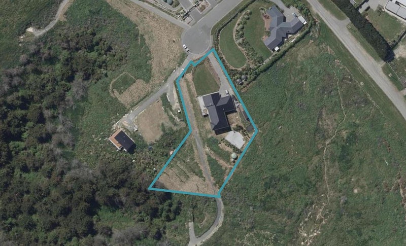 3 Aglaia Place, Cracroft, Christchurch - Carousel 1