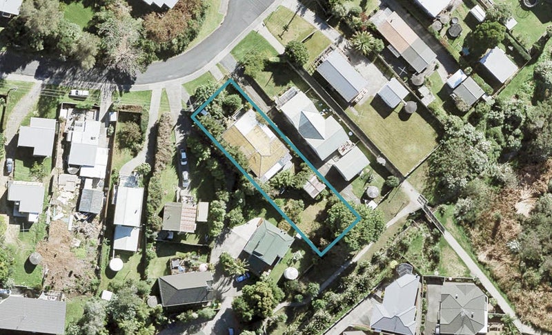 19 Rata Road, Stanmore Bay, Whangaparaoa - Carousel 1
