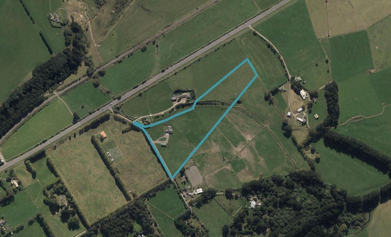 1076 Napier Road, Palmerston North - Carousel 1