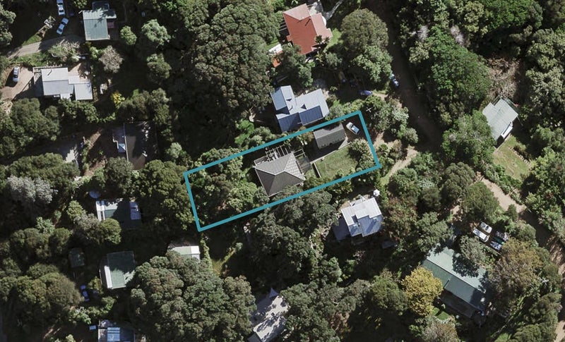12 Hillside Road, Ostend, Waiheke Island - Carousel 1