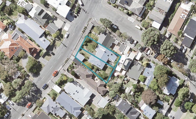 389 Muritai Road, Eastbourne, Lower Hutt - Carousel 1