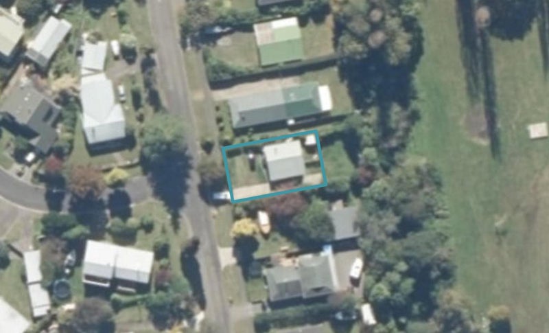 1/19 Kinloch Road, Kinloch, Taupo - Carousel 1