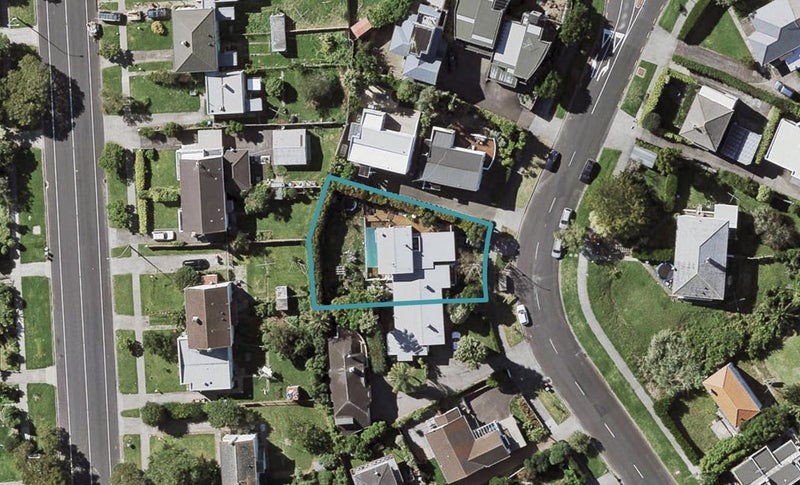 26 Kurahaupo Street, Orakei, Auckland - Carousel 1