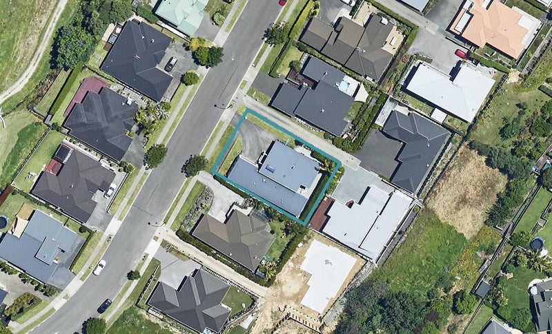 196 Castlewold Drive, Bethlehem, Tauranga - Carousel 1