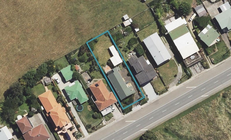 91 Moana Road, Okitu, Gisborne - Carousel 1