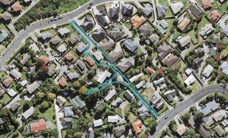 41 Sari Place, Massey, Auckland - Carousel 1
