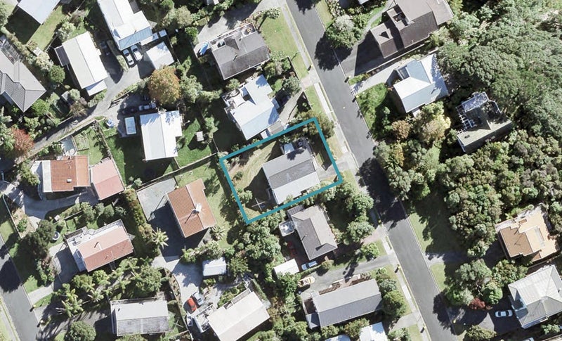 48 Fidelis Avenue, Snells Beach, Snells Beach - Carousel 1