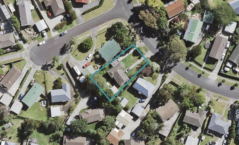 32 Urlich Drive, Ranui, Auckland - Carousel 1