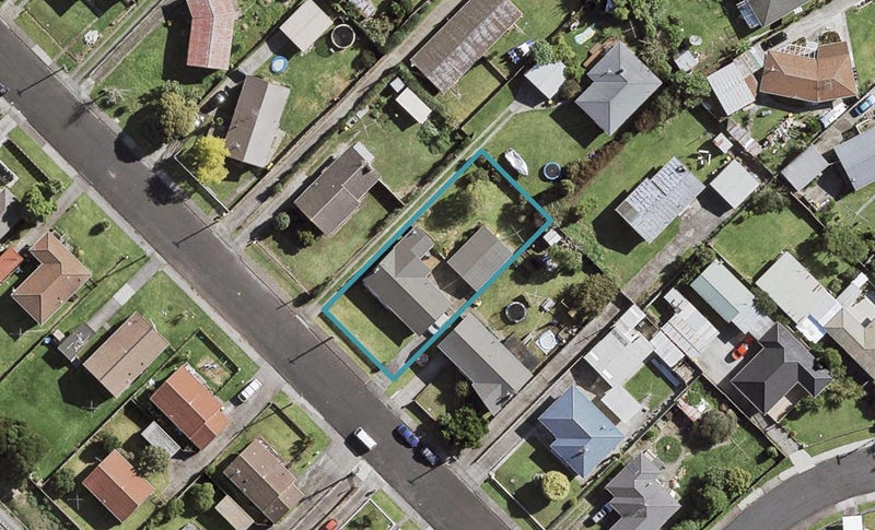 38 Ferguson Street, Manurewa East, Auckland - Carousel 1