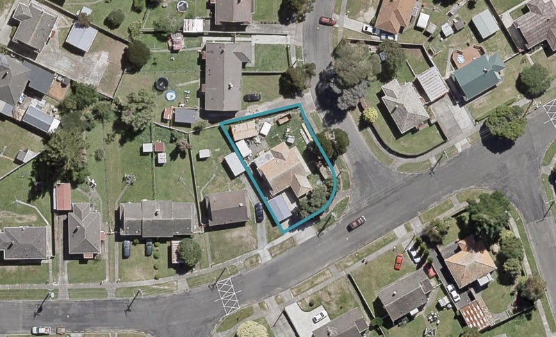 11 Churton Crescent, Taita, Lower Hutt - Carousel 1