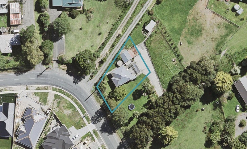 96B Matua Road, Huapai, Kumeu - Carousel 1