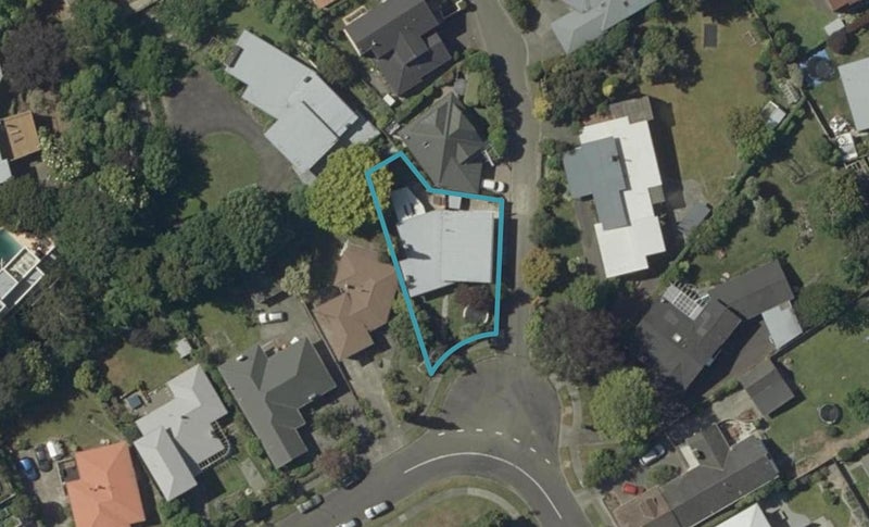 11 Lincoln Terrace, Hokowhitu, Palmerston North - Carousel 1