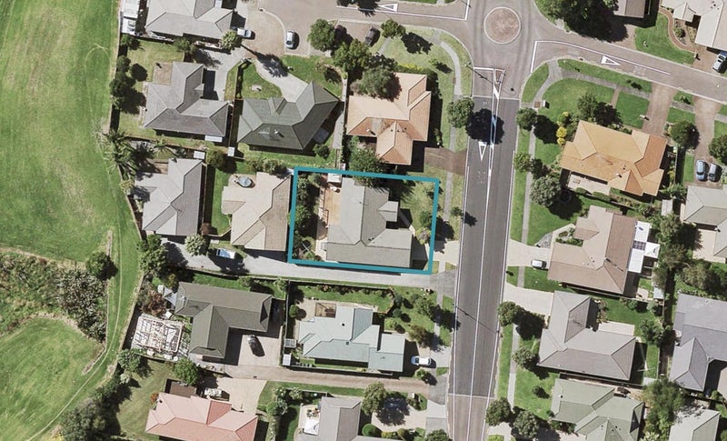 54 Huntington Drive, Huntington Park, Auckland - Carousel 1