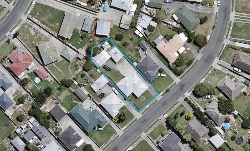 12 Richmond Street, Maraenui, Napier - Carousel 1
