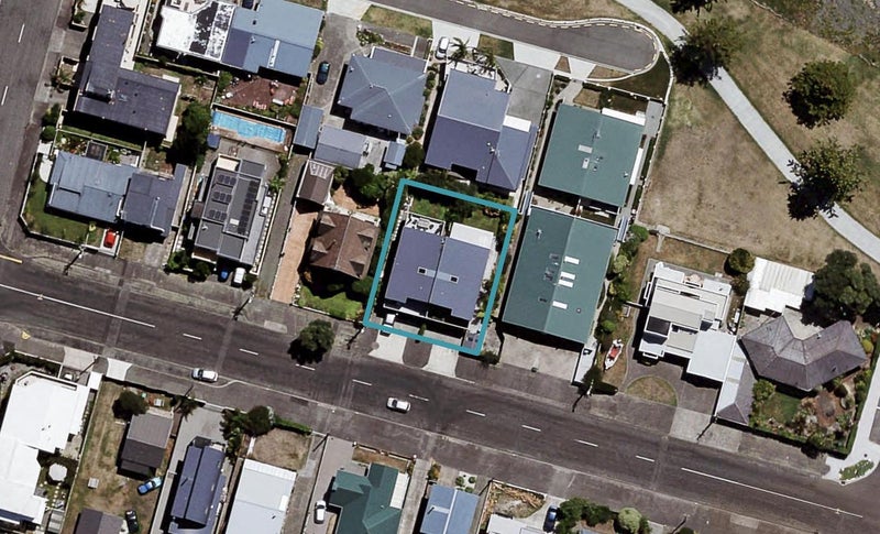 11B Charles Street, Westshore, Napier - Carousel 1