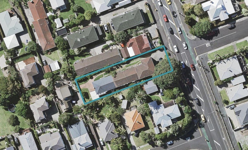1/53 Lake Road, Devonport, Auckland - Carousel 1
