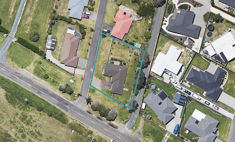 8 Prita Lane, Coastlands, Whakatane - Carousel 1