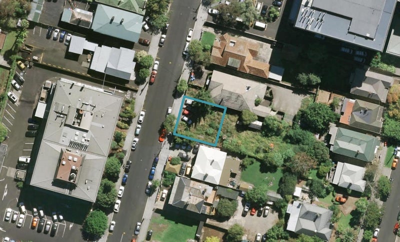 7A Park Avenue, Grafton, Auckland - Carousel 1