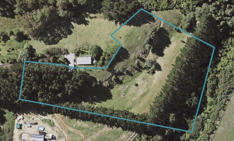 213A Point View Drive, East Tamaki Heights, Auckland - Carousel 1