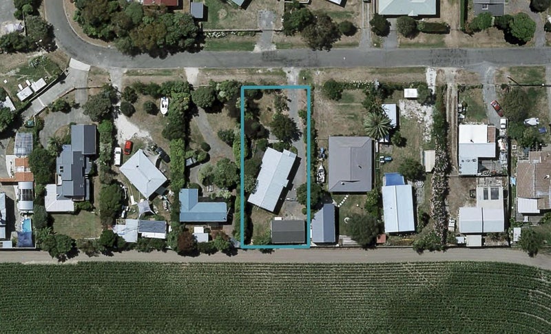 45 Gillies Crescent, Waimarama, Havelock North - Carousel 1